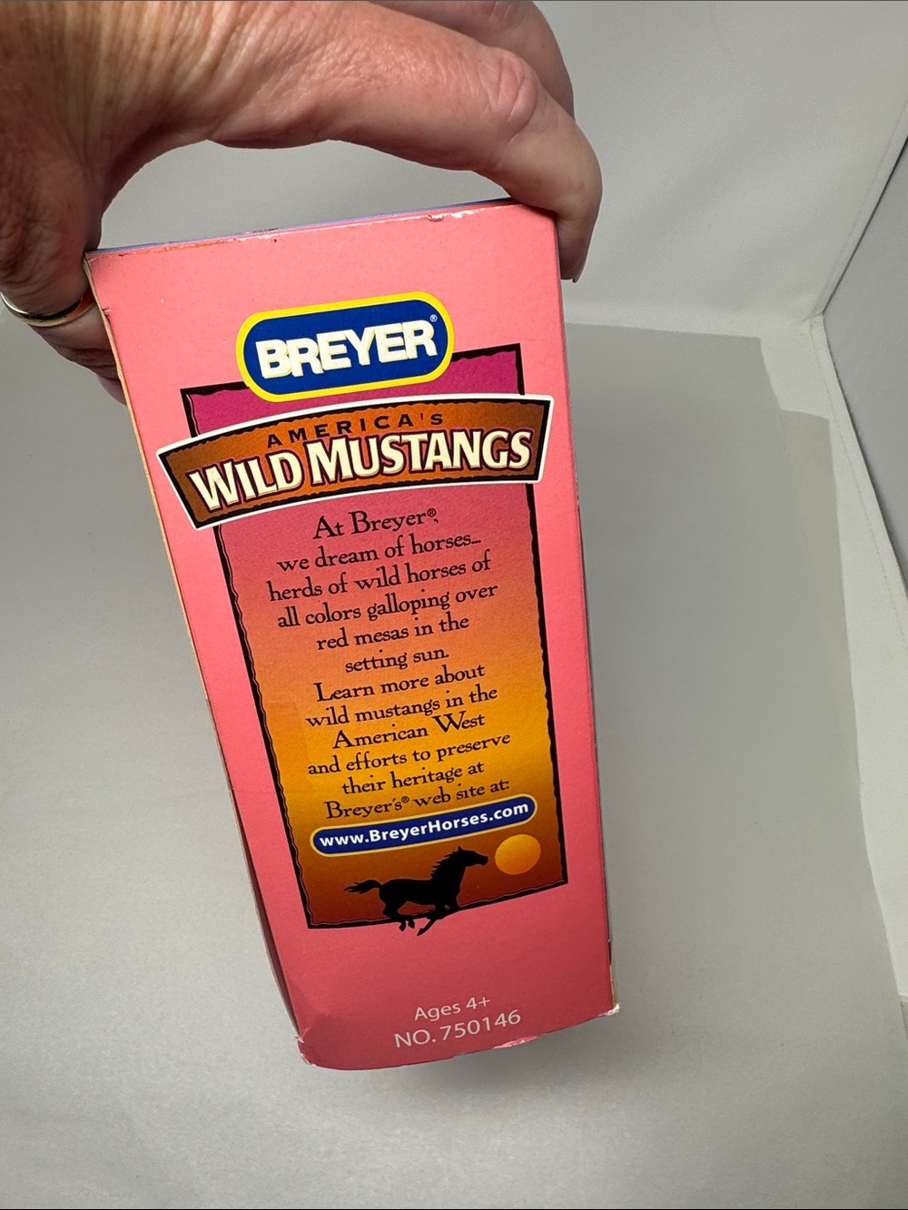 BREYER AMERICA'S WILD MUSTANGS VENTOSO STALLION & ROCA FOAL HORSE FIGURINES - Picture 6 of 17